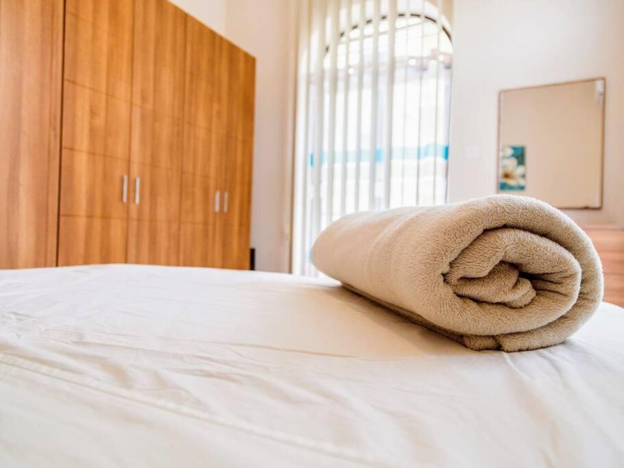 מרססקלה Sea Views Apartment-Wifi-Sleep 5 מראה חיצוני תמונה